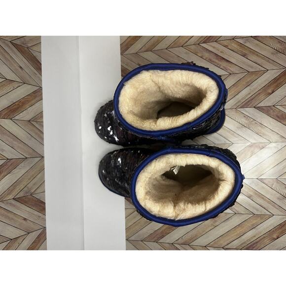 UGG Classic Short Sequin Winter Boots with Plush Wool Lining Blue Women's Size 7 - Picture 11 of 13